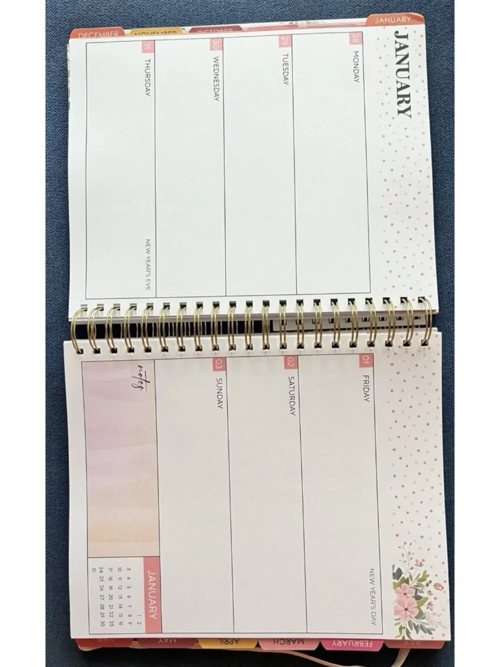 Planner 17 Month 2026-27 DAISY FLORAL Month Day Week Organizer Calendar 9